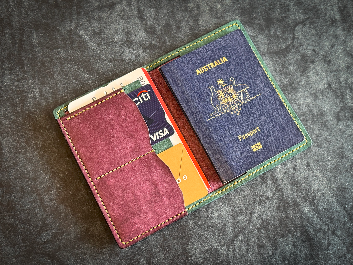 Munin Passport Holder